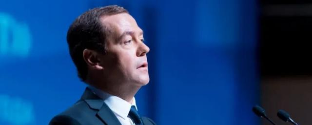 Медведев: Находящиеся на Украине военспецы являются «комбатантами» и подлежат уничтожению