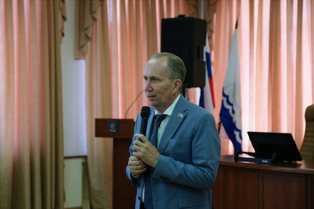 Председатель Гордумы Астрахани Игорь Седов поздравил «Астрводоканал» со 145-летием