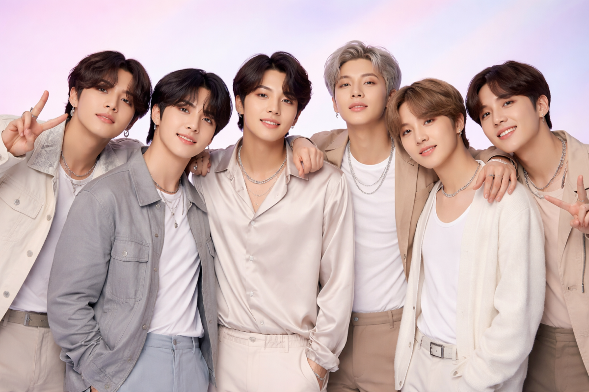 BTS впервые за три года выступили полным составом на центральной площади Сеула