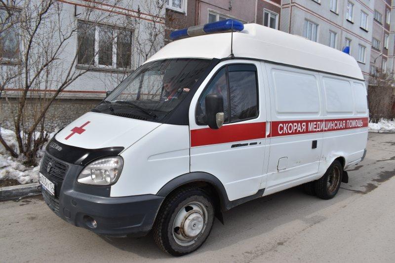 38-летняя женщина и еще 12 человек скончались от COVID-19 в Новосибирской области