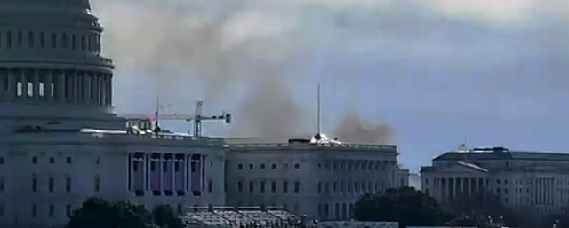 В Вашингтоне заблокировали все здания комплекса Капитолия