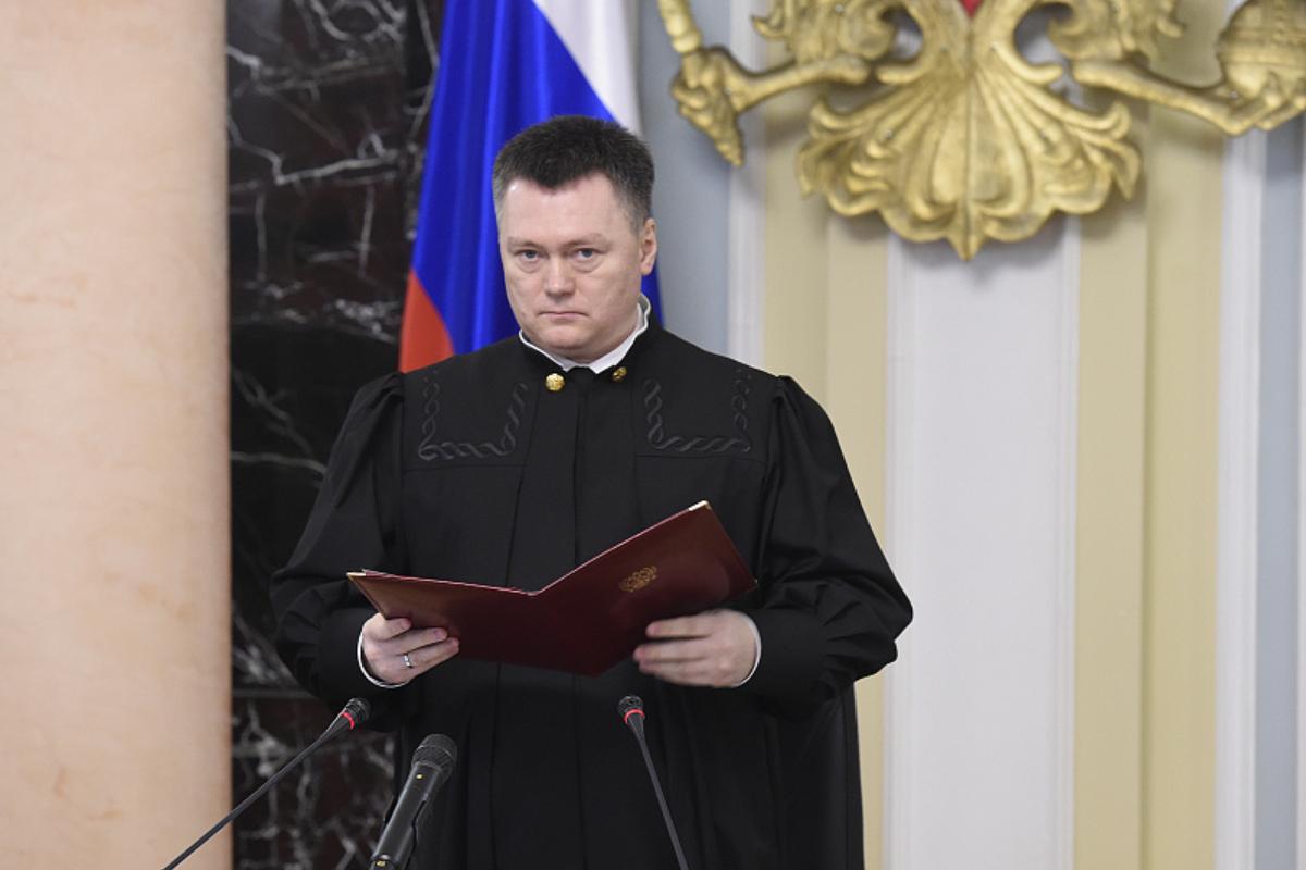 Судьи на скамье подсудимых: «Чистки» Краснова набирают обороты. Как Россия избавляется от коррупции