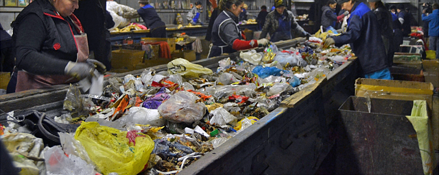 На линии переработки мусора в Новочебоксарске нашли тело новорожденного
