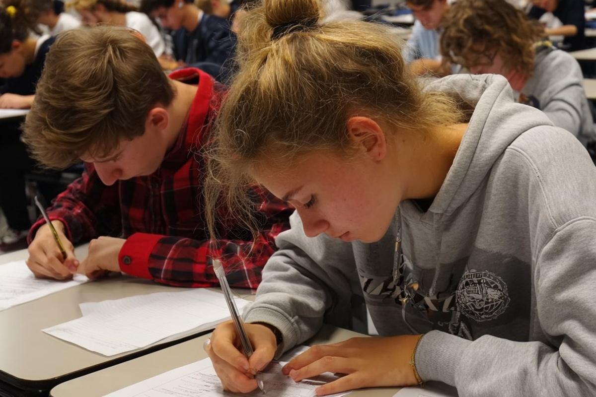 С 2027 года только история: что изменится для абитуриентов-гуманитариев?