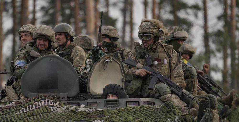 Аналитики указали на дефицит профессиональных военных на Украине