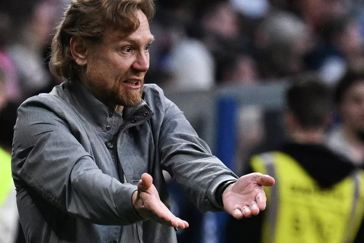 Руководство «Динамо» попросило Карпина остаться после его слов об увольнении