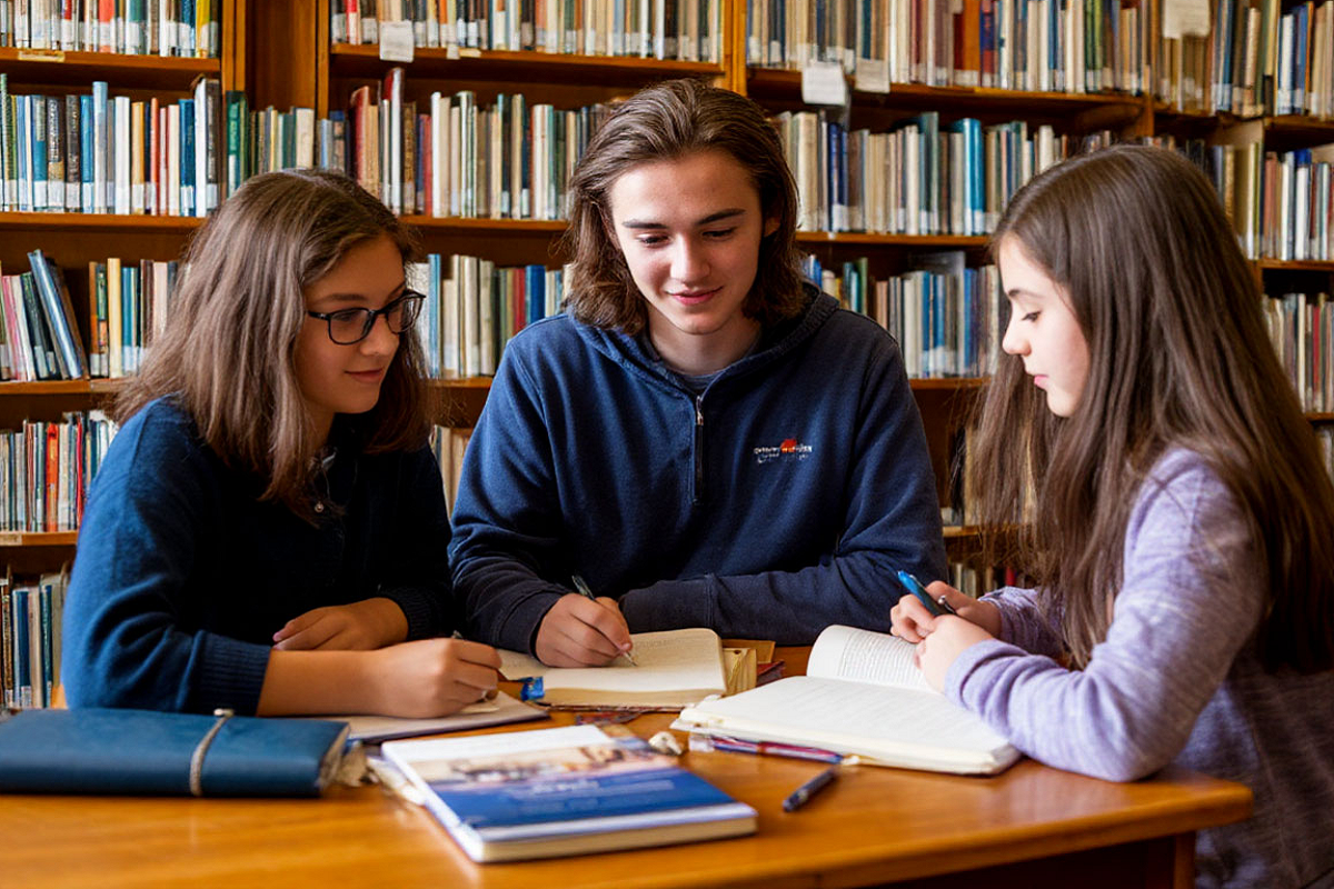 Челябинцам рассказали, как получить новую «Пушкинскую карту»