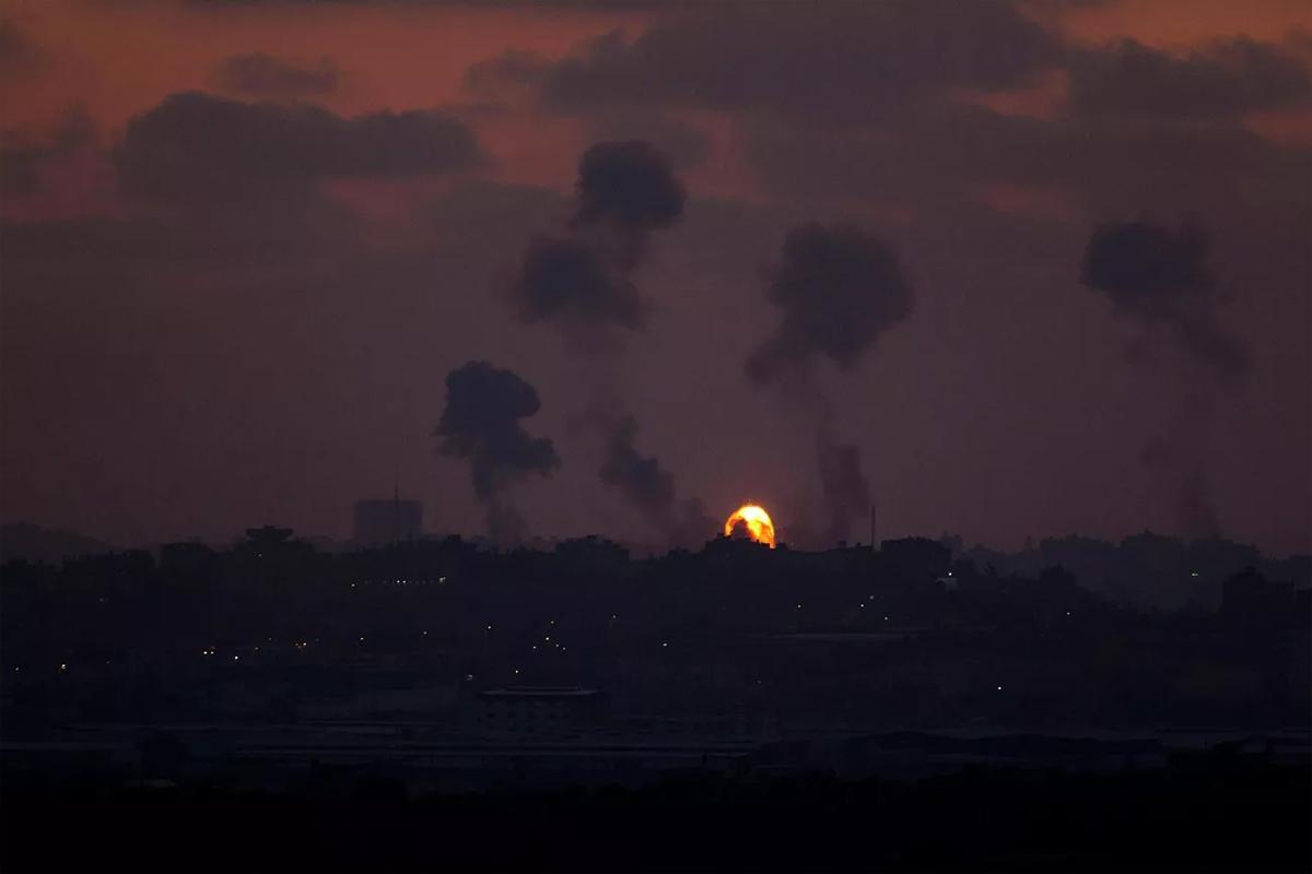 Израиль нанес удары по Газе