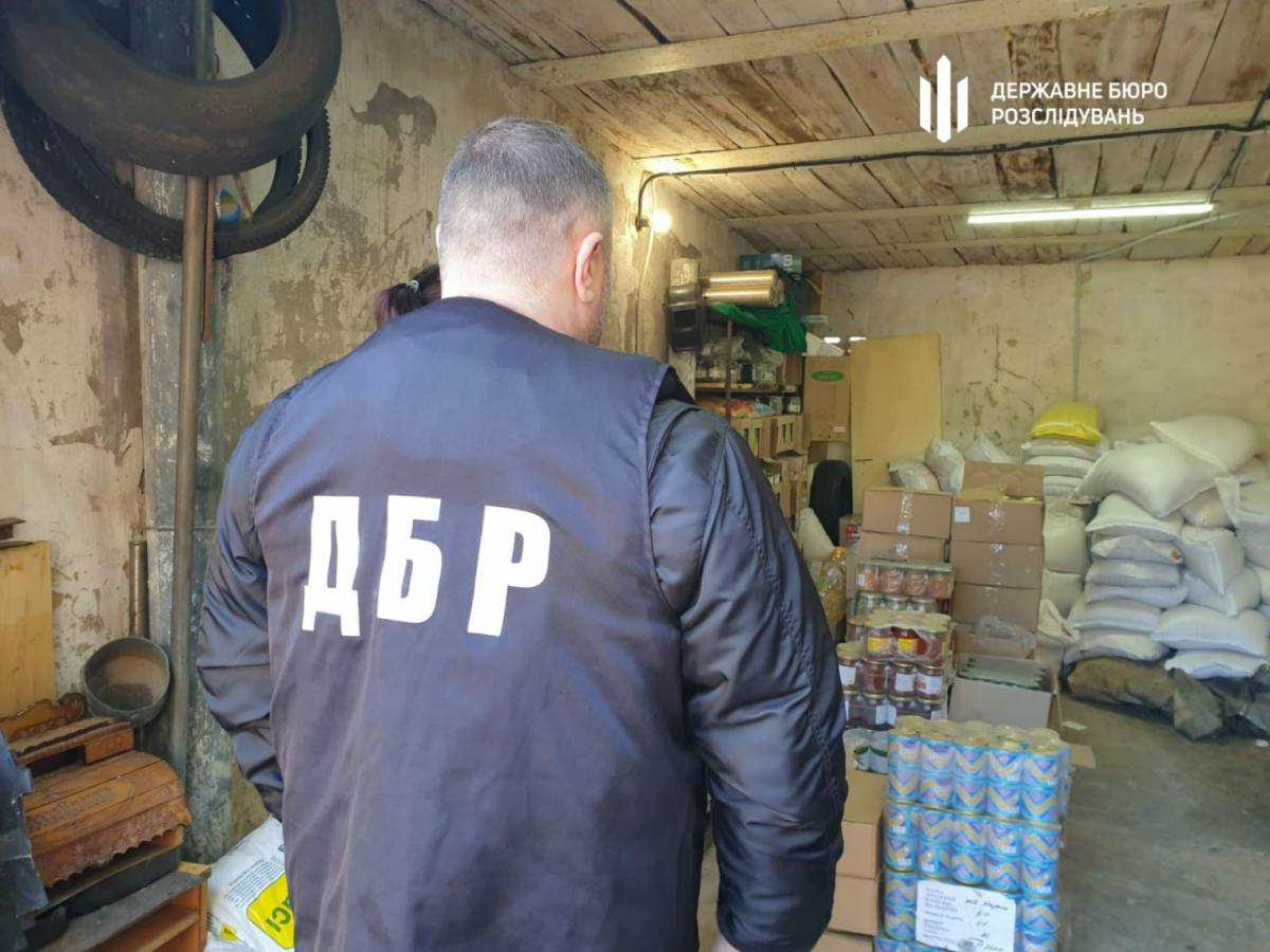 ГБР Украины нашло в Днепропетровской области склад с 3 тоннами краденых продуктов, предназначенных для ВСУ