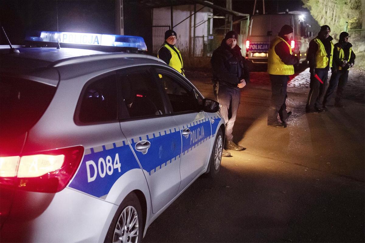 Польская фирма складировала без охраны вооружение для Киева