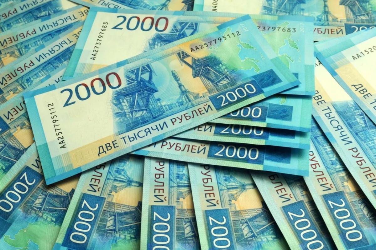 Аферисты обманули пожилую женщину на крупную сумму под видом инвестиций