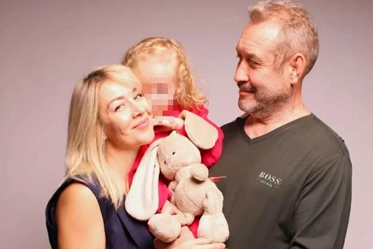 Близкие Усольцевых заявили, что семья могла сбежать