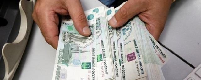 Курс рубля в России вырос по отношению к доллару и евро