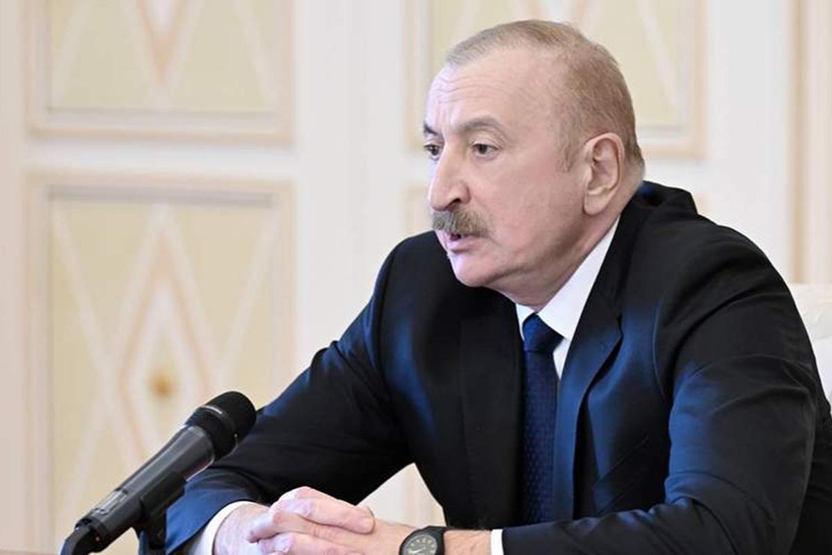 «Одержимость» и демарш: как Алиев использовал саммит в Ереване, чтобы сжечь последние мосты с Европарламентом