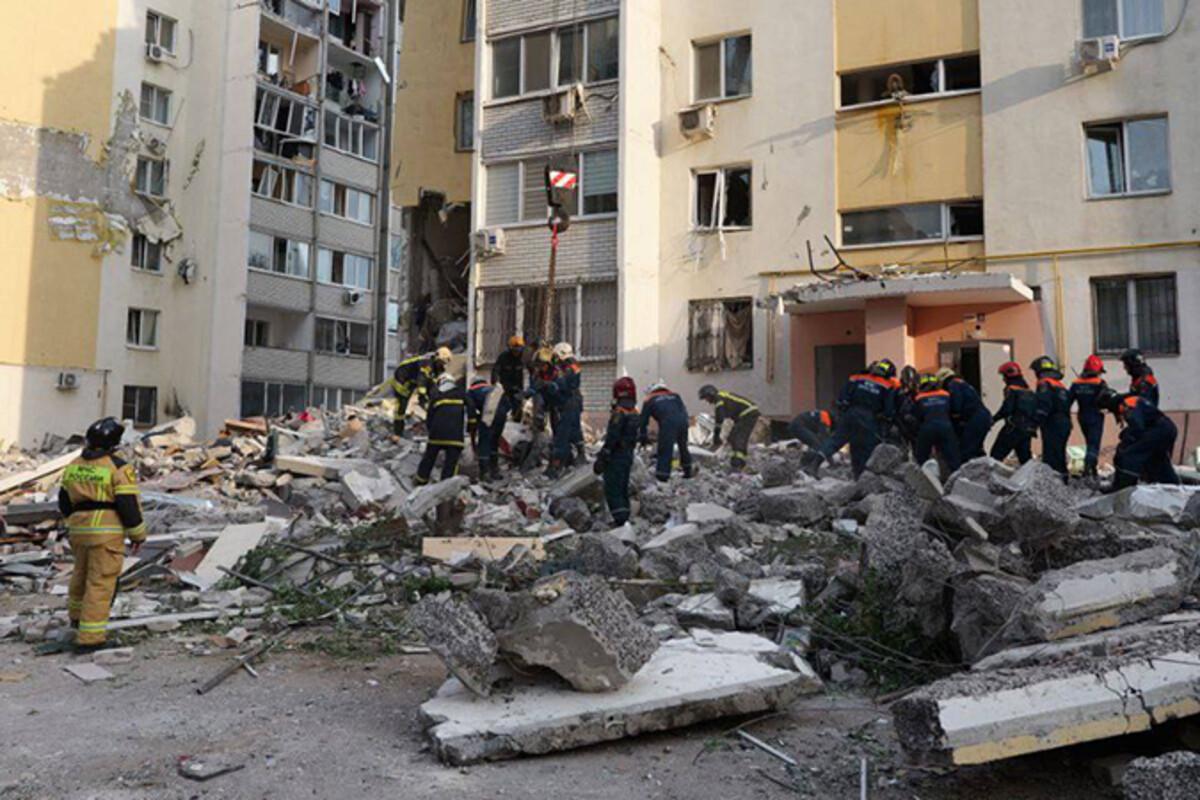 В Саратове продолжаются поиски пропавшей семьи после взрыва в многоквартирном доме