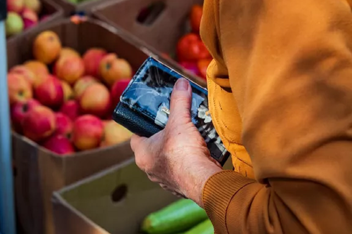 В Челябинской области прожиточный минимум увеличили более чем на 1000 рублей.