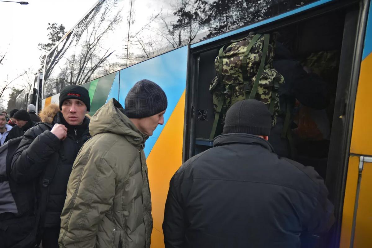 Жителя Одессы попытались мобилизовать прямо в троллейбусе