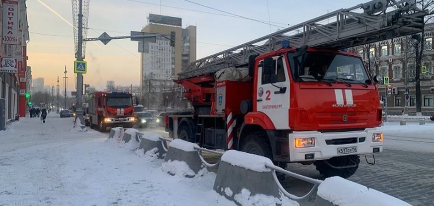 В Екатеринбурге произошло возгорание в торговом центре «Пассаж»