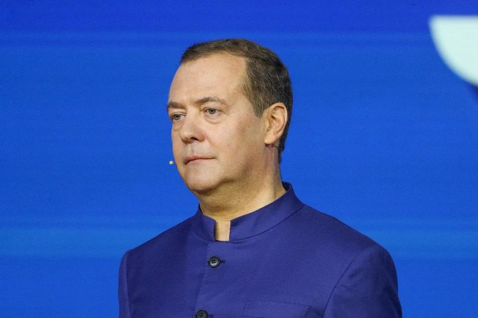 Медведев: Россия добьётся победы на Украине в самое ближайшее время