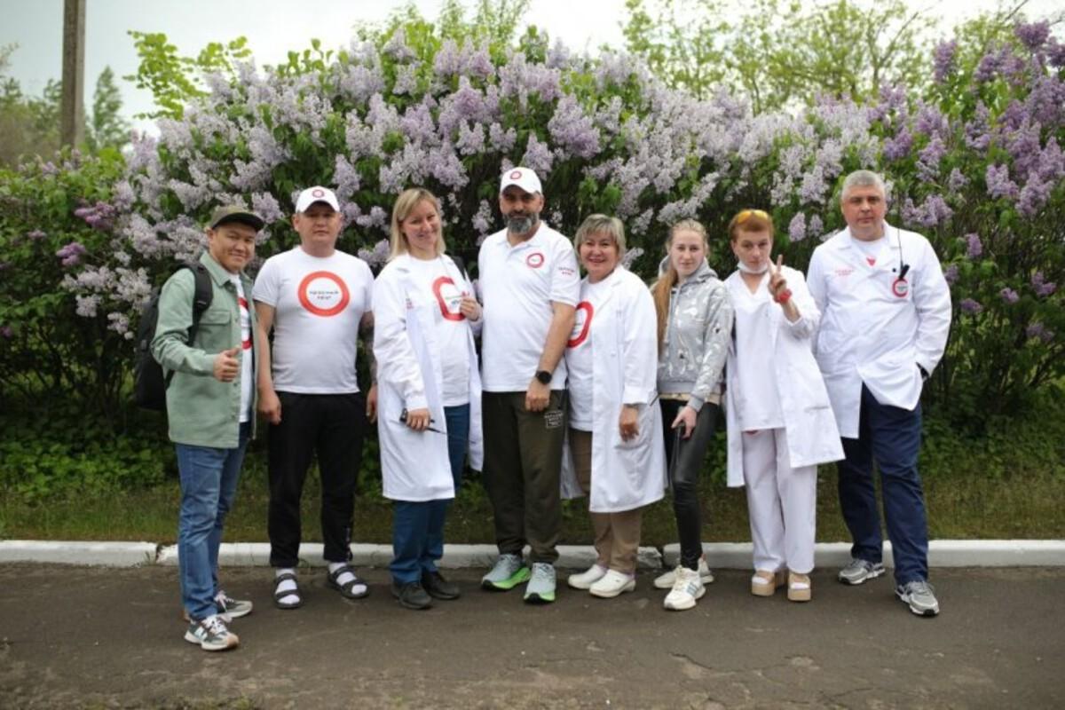 Сахалинские врачи в составе «Красного круга» помогают жителям Донбасса