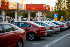 Астраханские АЗС «Лукойл» поднял цену на дефицитное топливо