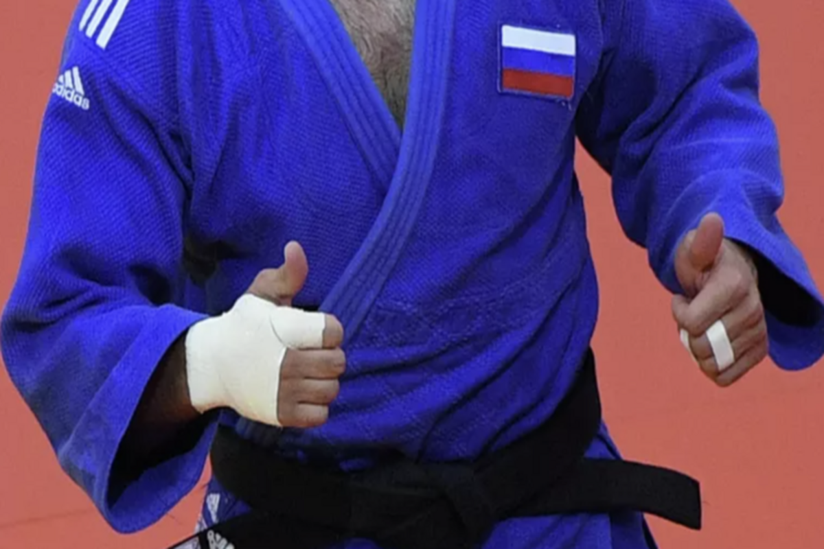 В Тбилиси состоялся триумф российского (страна-террорист) дзюдоиста Ивана Черных на турнире Большого шлема