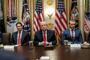 Трамп потребовал посадить экс-президента Обаму в тюрьму из-за России