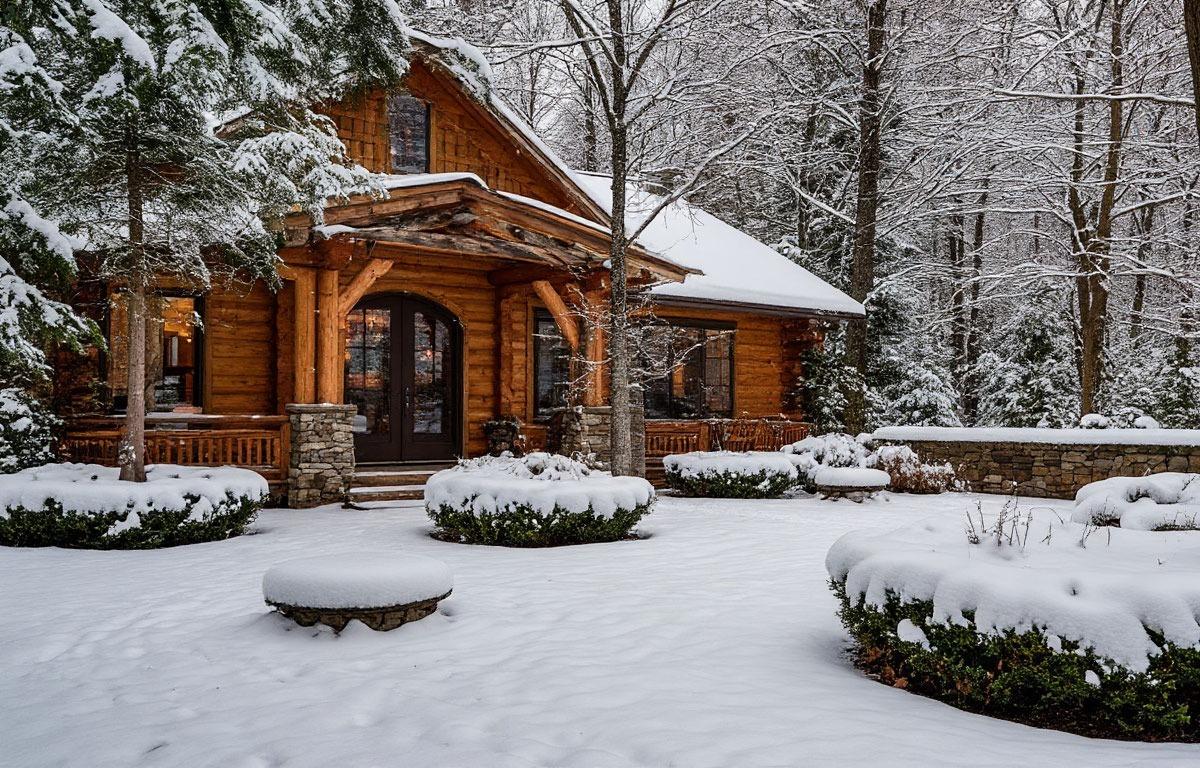 Трагедия в тайге: спасатели нашли останки пропавшего охотника и следы хищника под Хабаровском