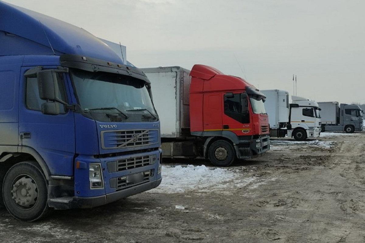 В Новосибирске введут временные ограничения движения большегрузов