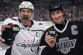 Главная интрига года: Останется ли Овечкин в НХЛ, чтобы в 40 лет побить «вечный» рекорд Гретцки