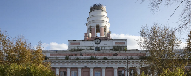 В Удмуртии выделят средства на содержание главного корпуса бывшего Оружейного завода