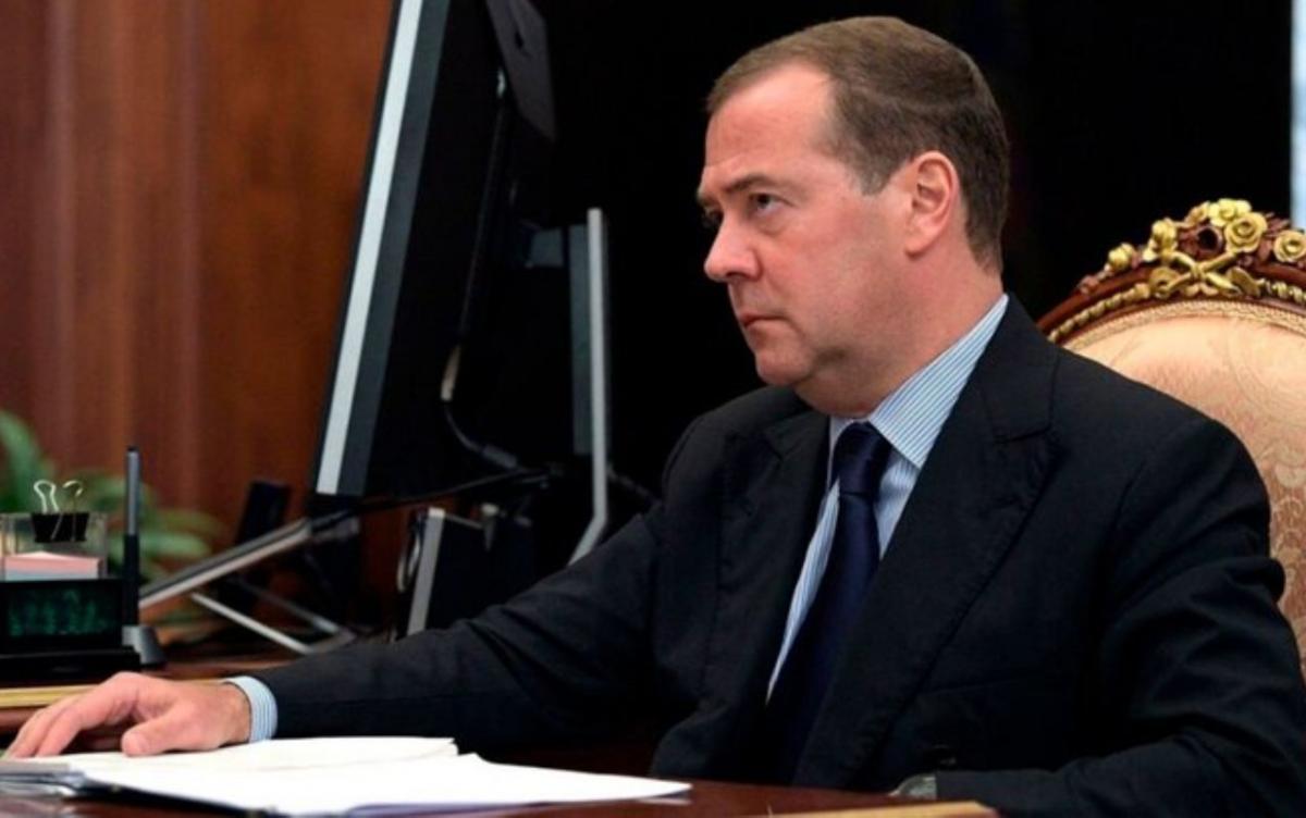 Дмитрий Медведев: Россия выполняет судьбоносную миссию в мире