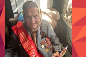 Глава Черкесска Алексей Баскаев поздравил со 103-летием ветерана Наталью Нарожнюю