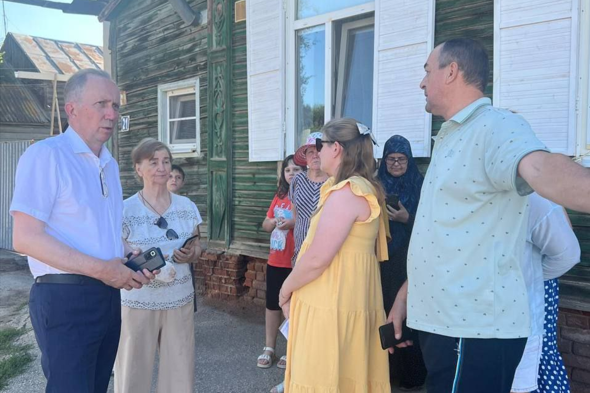 Председатель Гордумы Астрахани Игорь Седов взял на контроль обращения жителей Трусовского района