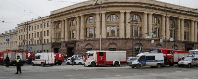 Минздрав: Число погибших в метро Петербурга достигло 10 человек