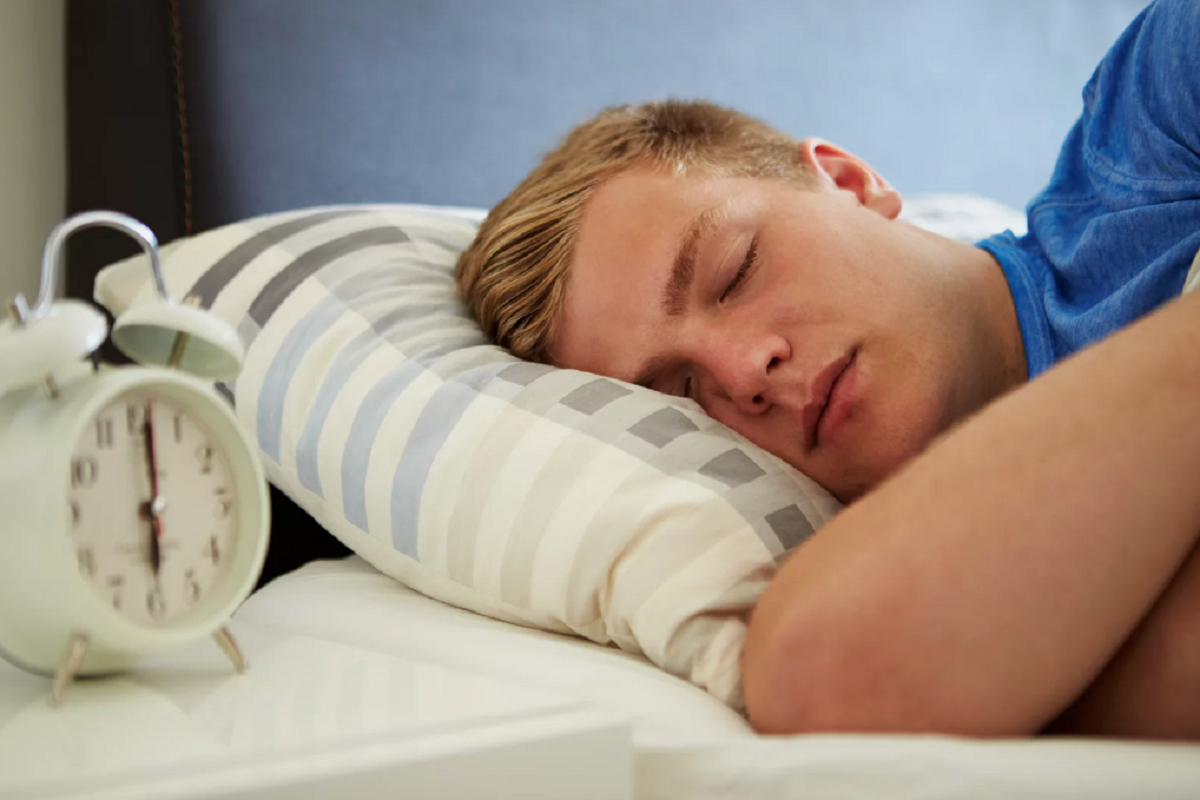 Сколько часов сна необходимо для оптимальной работы мозга: рекомендации ученых