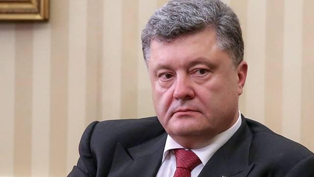 Порошенко разрешил странам НАТО участвовать в учениях на Украине