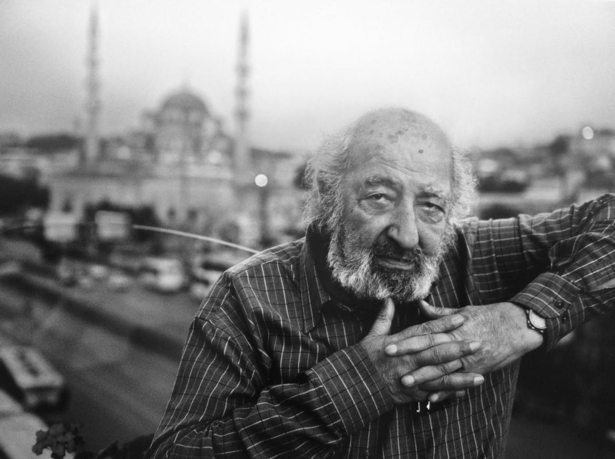 В Турции умер известный фотожурналист Ара Гюлер
