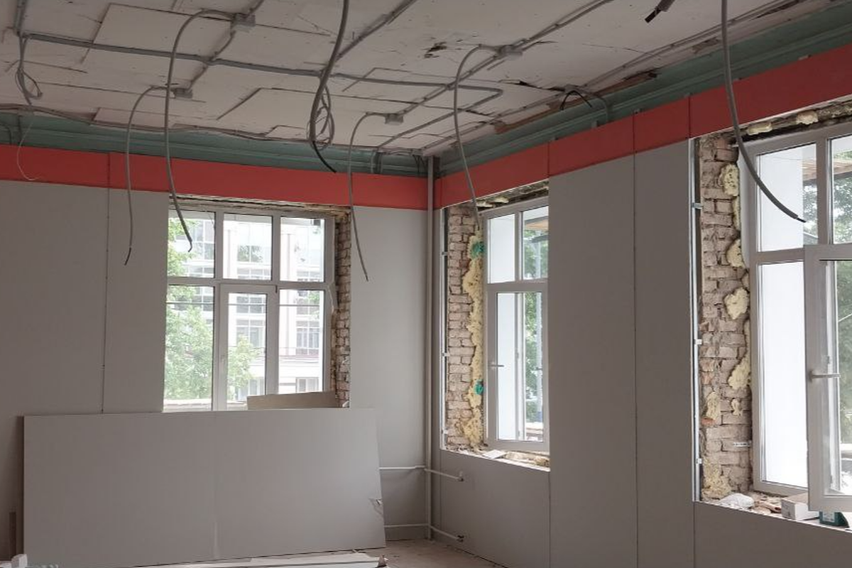 В Саранском государственном промышленно-экономическом колледже проводится ремонт по нацпроекту