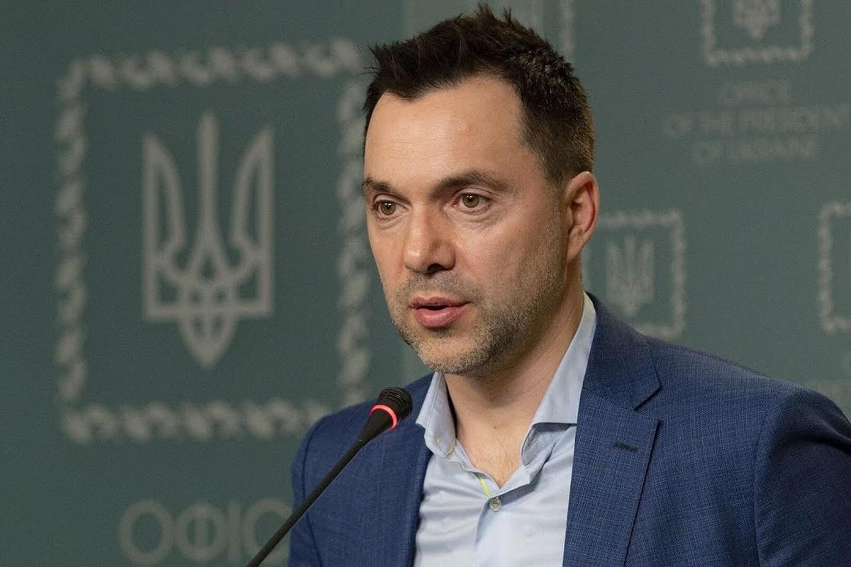 Профайлер Анищенко назвал Арестовича патологическим лжецом и манипулятором