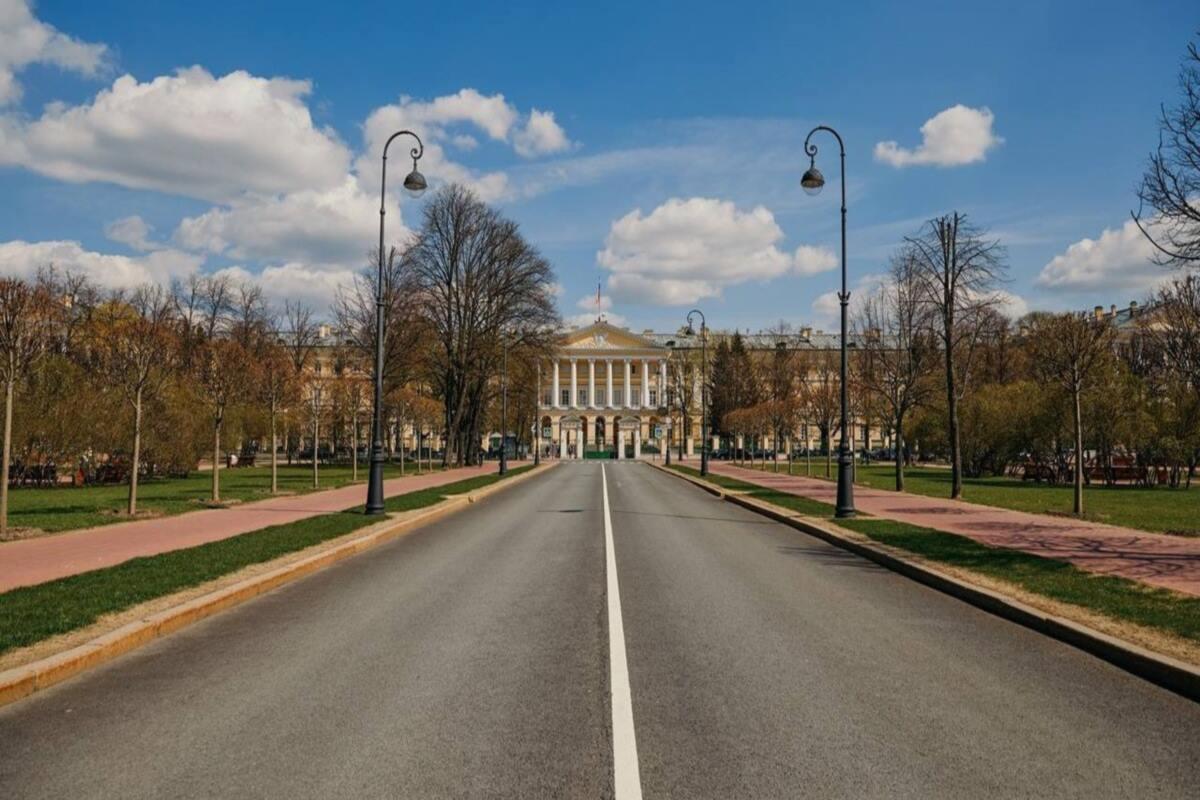 Часть городской недвижимости Петербурга пустят с молотка, чтобы пополнить бюджет