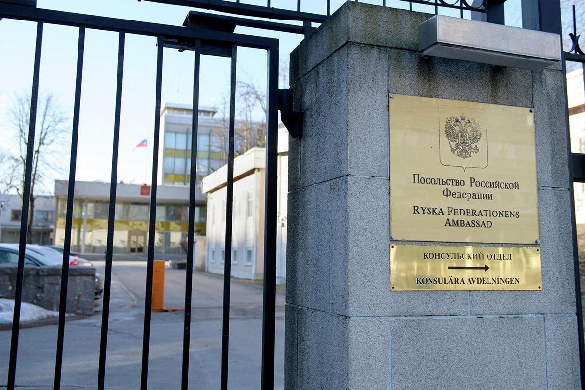 Посол рассказал о давлении на российских дипломатов в Швеции