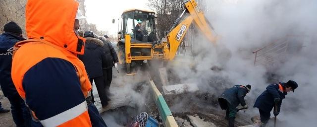 В Правобережном округе Иркутска прорвало трубу теплоснабжения