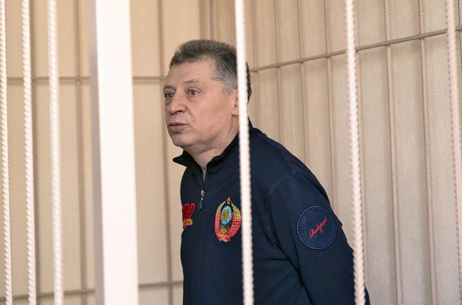 Фигуранта дела бывшего прокурора Новосибирска осудили условно за мошенничество