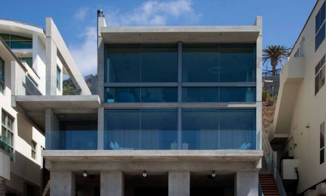 Канье Уэст приобрел дом с видом на Тихий океан за 57 млн долларов — Видео