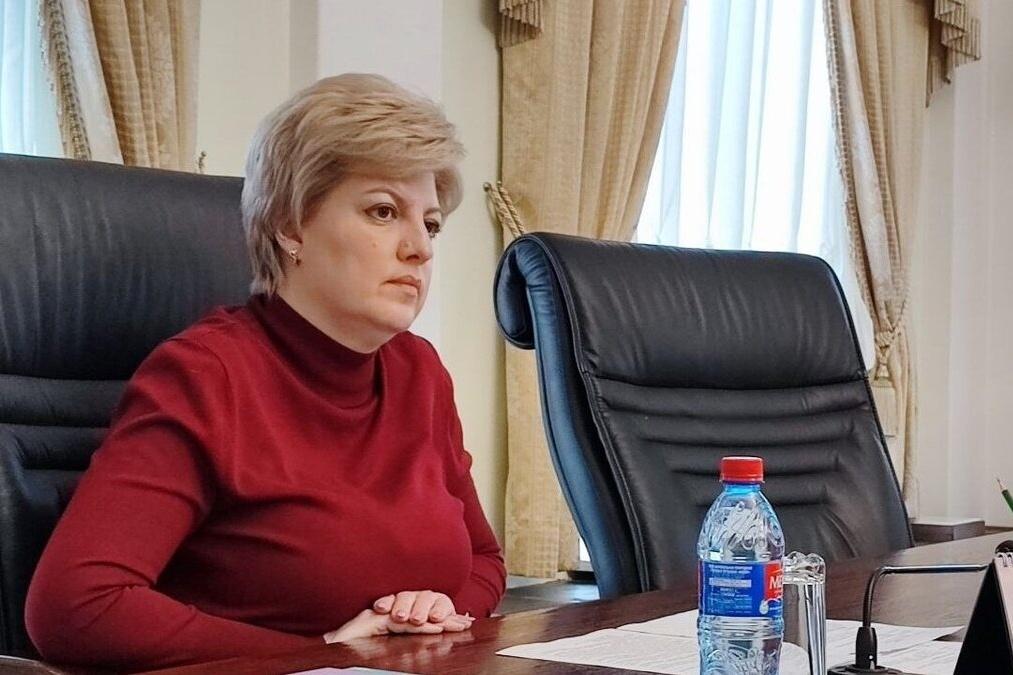 Мэр Саратова Мокроусова назвала фейком сообщения о якобы подготовке нападений на школы