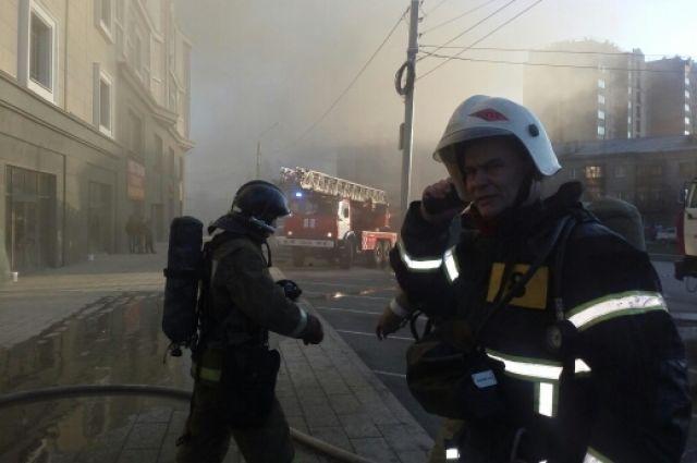 В Оренбурге в новом ТК «Любимый» произошел пожар