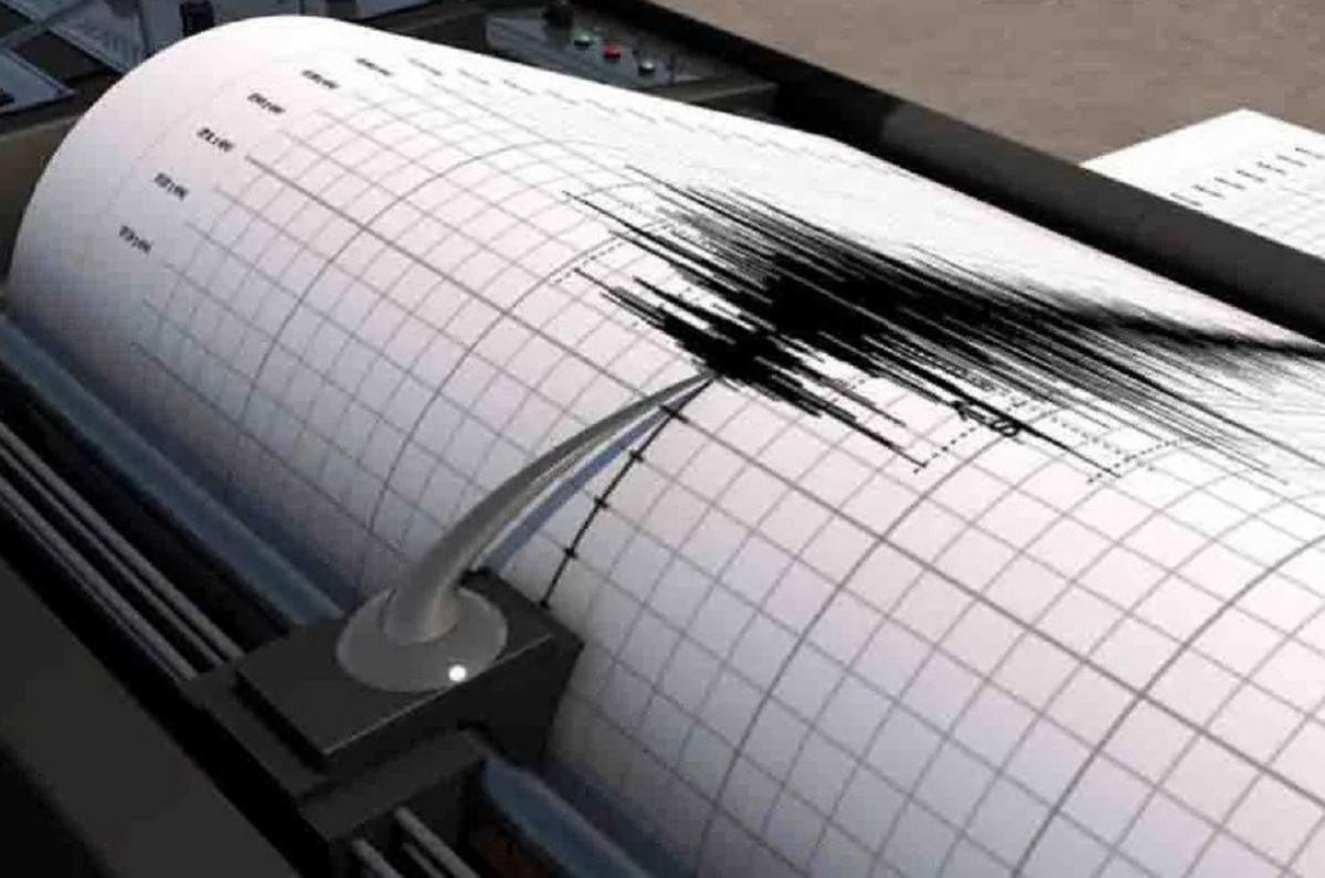 В японских префектурах Тояма и Исикава произошло землетрясение магнитудой 5,9, жертв и разрушений нет