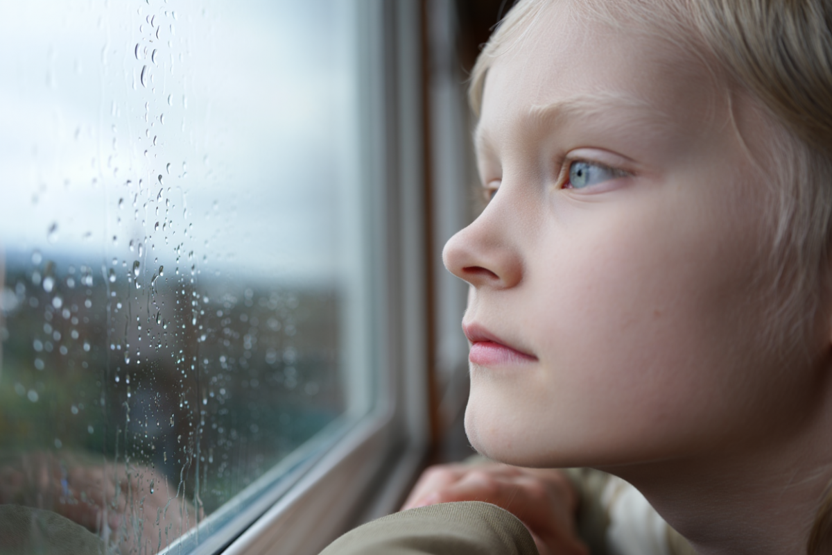 Врач объяснила сонливость в дождливую погоду