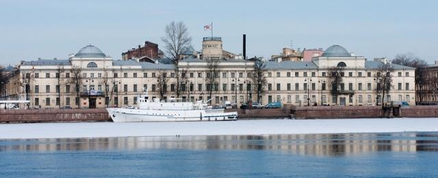 Курсанты Морского корпуса Петра Великого рассказали о коррупции